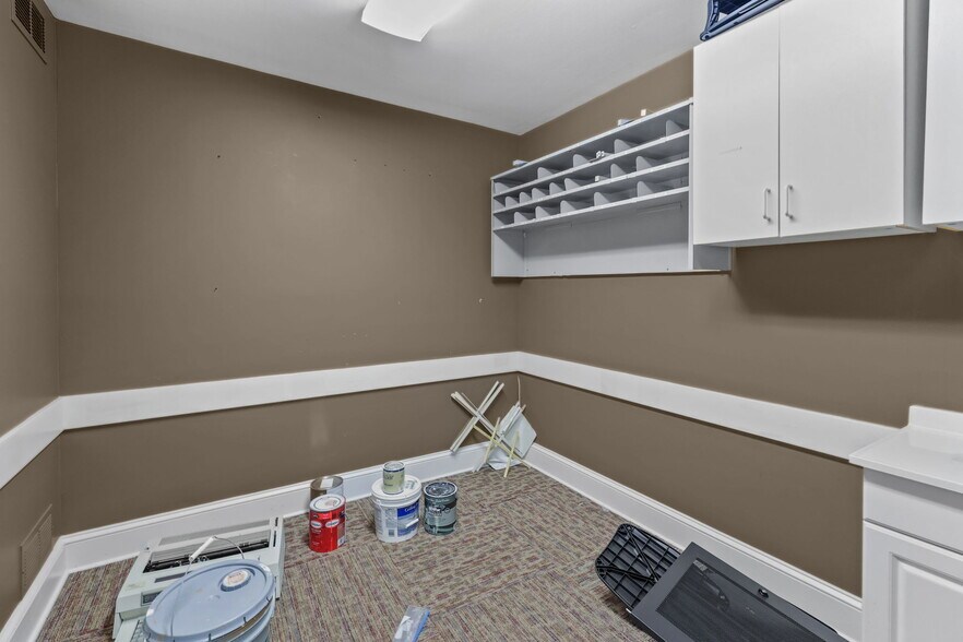 More Photos Of 863 State Rd, Princeton Medical For Lease