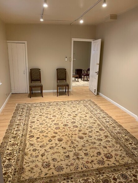 More Photos Of 80 N Main St, Doylestown Office Residential For Sale