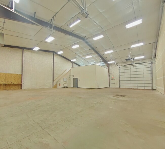 More Photos Of 6416 Wickum Rd, Williston Warehouse For Sale