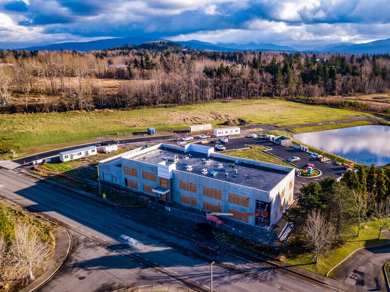 More Photos Of 381 W Horton Rd, Bellingham Medical For Sale