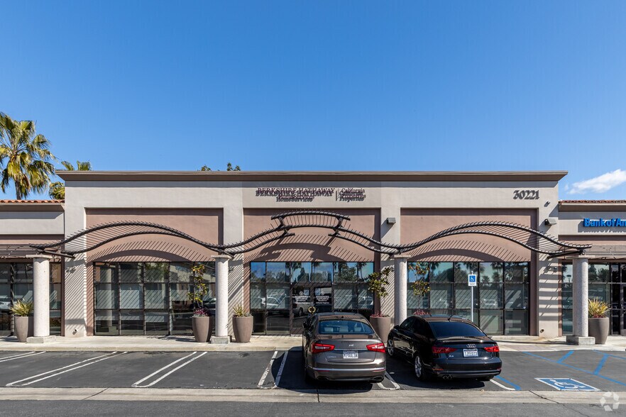 More Photos Of 30201-30311 S Golden Lantern, Laguna Niguel Unknown For Lease