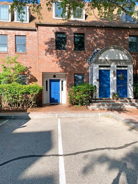 More Photos Of 500 Market St, Portsmouth Office For Sale