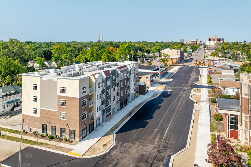 More Photos Of 2222 E Michigan Ave, Lansing Apartments For Lease