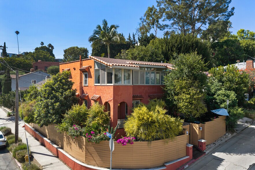 Primary Photo Of 1501 Westerly Ter, Los Angeles Apartments For Sale