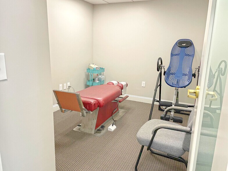 More Photos Of 290 Baker Ave, Concord Medical For Lease