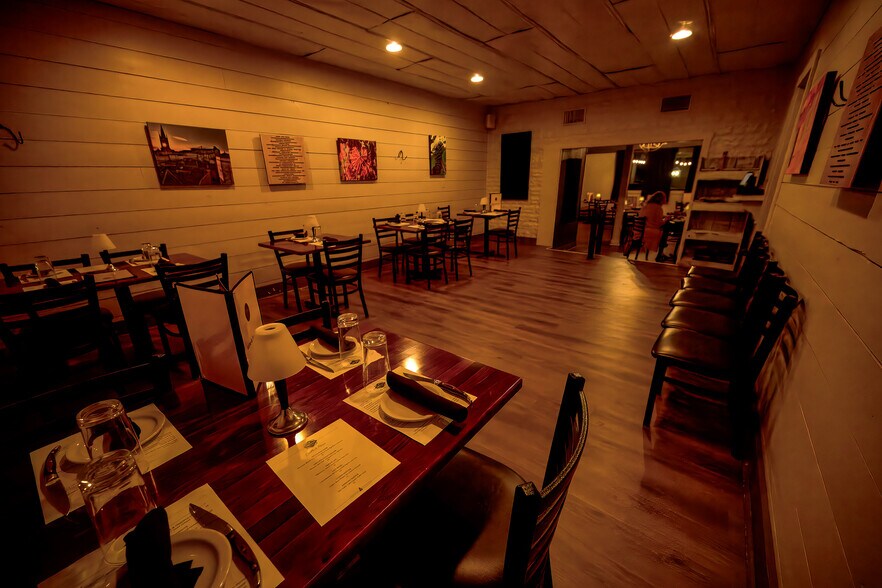 More Photos Of 300 E Main St, Johnson City Restaurant For Sale