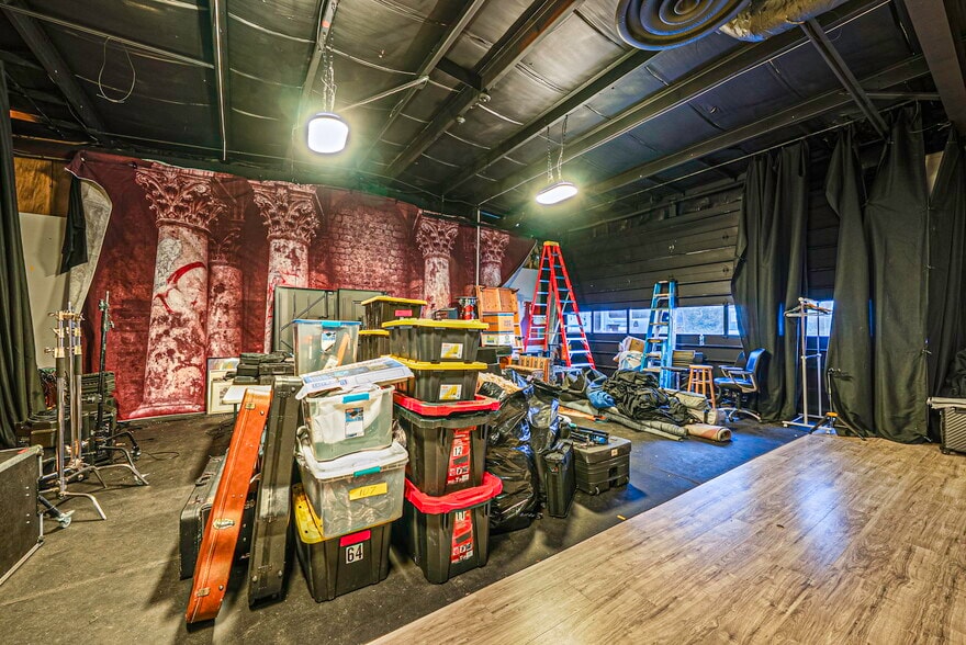 More Photos Of 1595 Route 112, Port Jefferson Station Warehouse For Lease