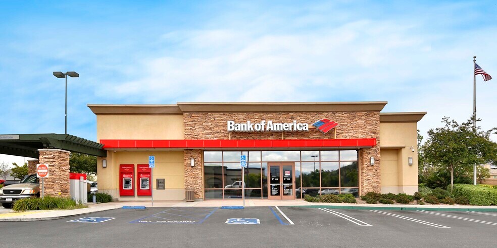 More Photos Of 450-590 Hidden Valley Pky, Corona Unknown For Lease