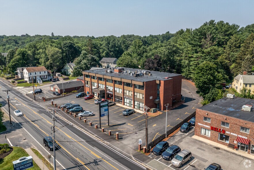 More Photos Of 274 Main St, Reading Office For Lease