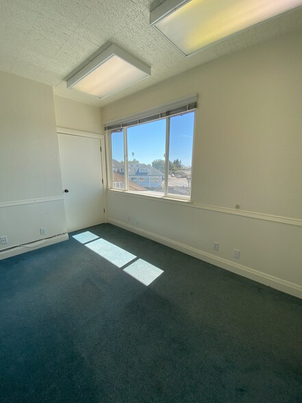 More Photos Of 9029 Soquel Ave, Santa Cruz Medical For Lease