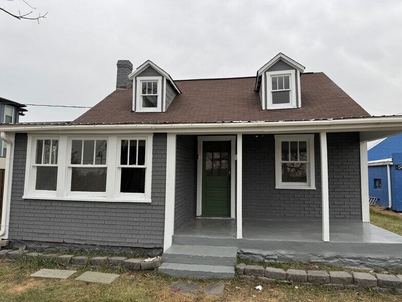 Primary Photo Of 10204 Old National Pike, Ijamsville General Retail For Lease
