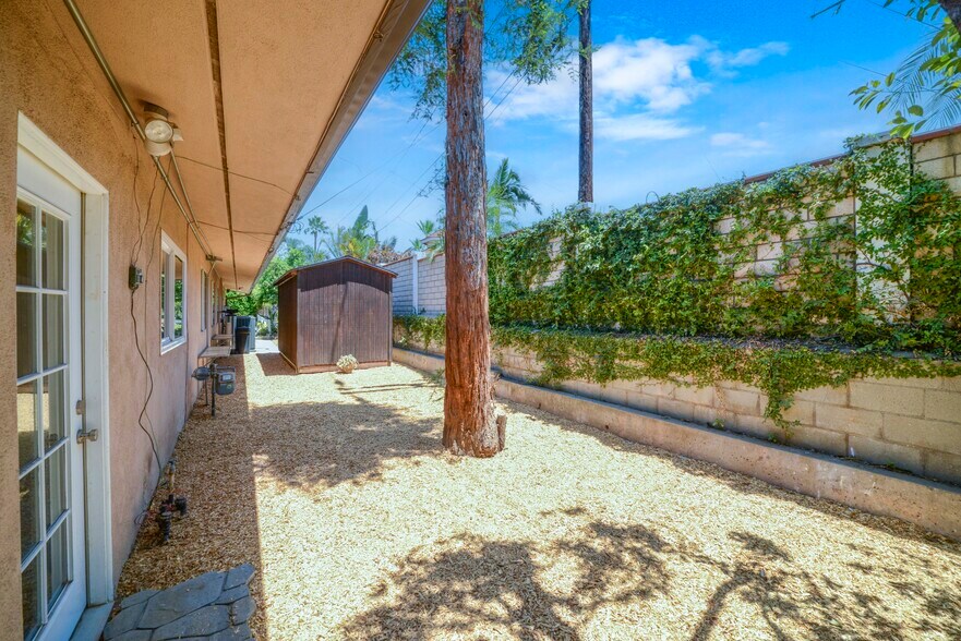 More Photos Of 5905 Old Wheeler Rd, La Verne Assisted Living For Sale