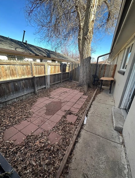 More Photos Of 1143 Akron St, Aurora Apartments For Sale