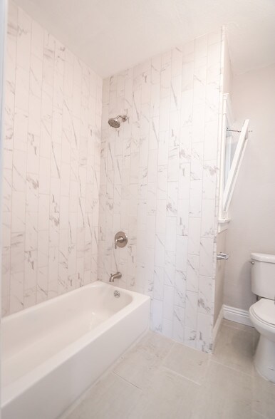 More Photos Of 328 W 8th St, Long Beach Apartments For Sale