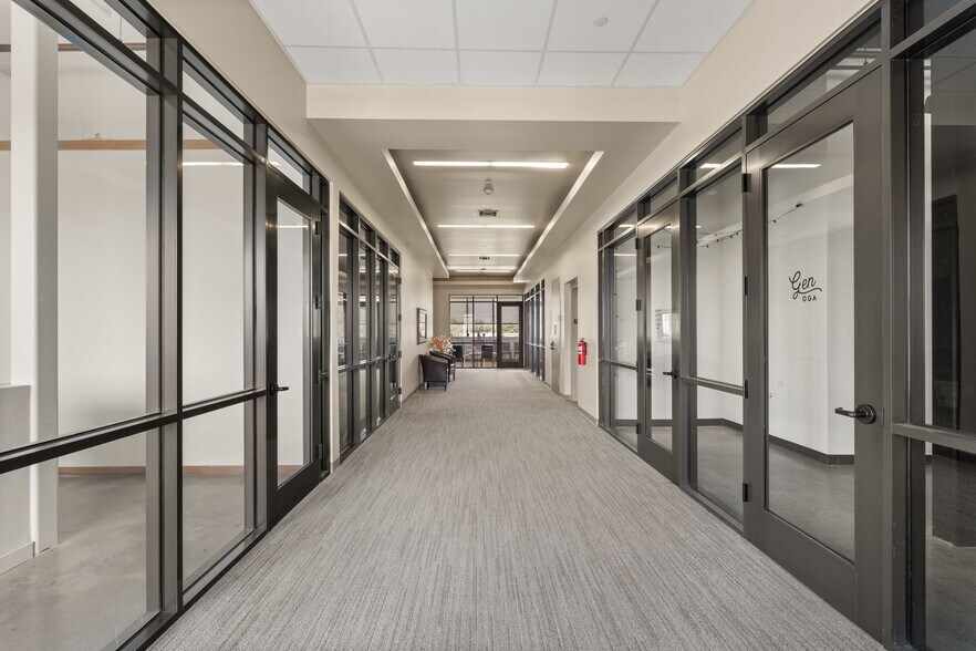 More Photos Of 6514 Highway 90A, Sugar Land Medical For Sale