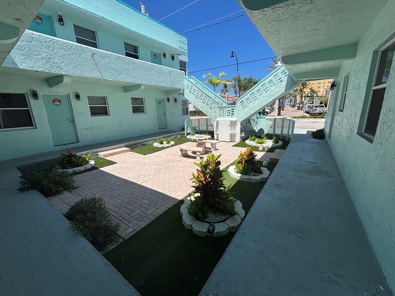 More Photos Of 1900 N Ocean Dr, Hollywood Hotel For Sale