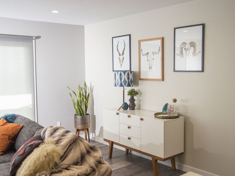 More Photos Of 2121 Newcastle Ave, Cardiff By The Sea Apartments For Lease