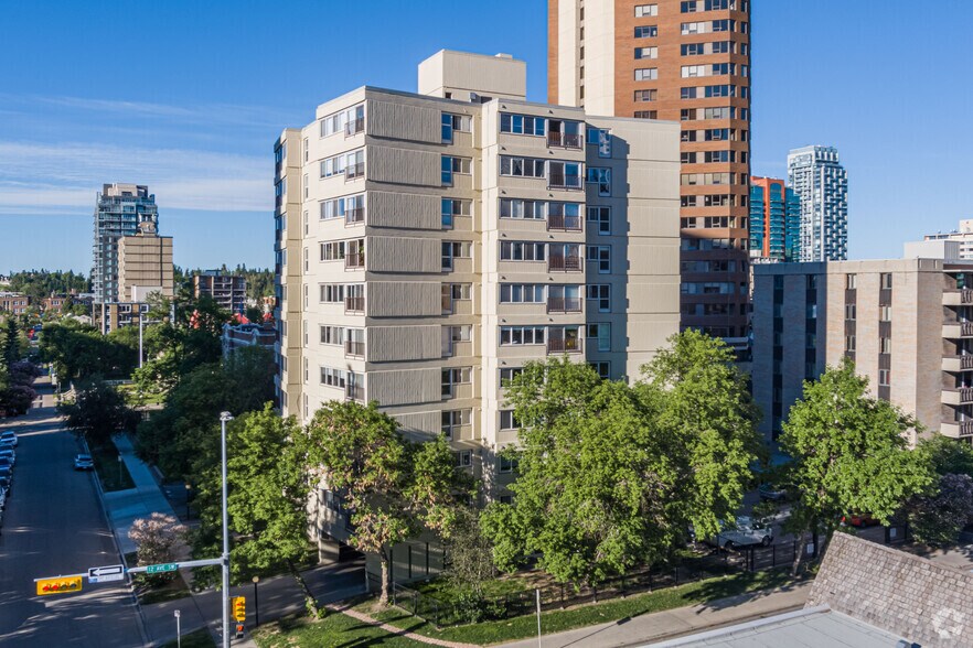 More Photos Of 1209 6th St SW, Calgary Apartments For Sale