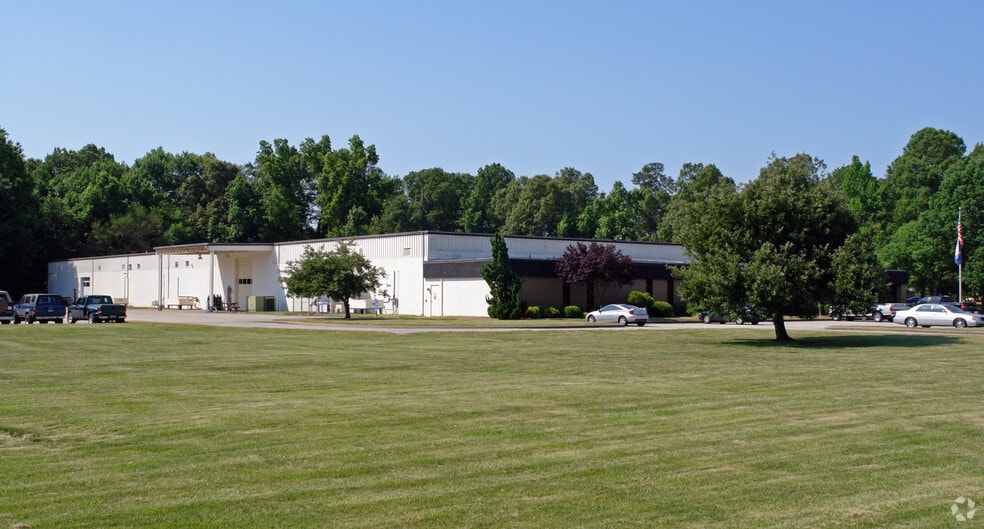 More Photos Of 11844 Jefferson Ave, Newport News Manufacturing For Lease