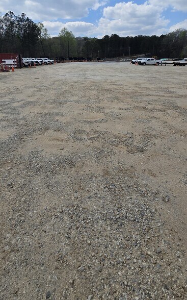 More Photos Of 1845 Freeman Pky SE, Mableton Land For Lease