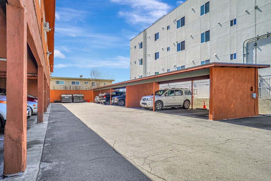 More Photos Of 8861 Langdon Ave, North Hills Apartments For Sale