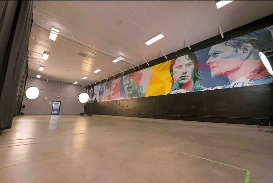 Primary Photo Of 11318-11320 Santa Monica Blvd, Los Angeles Storefront For Lease