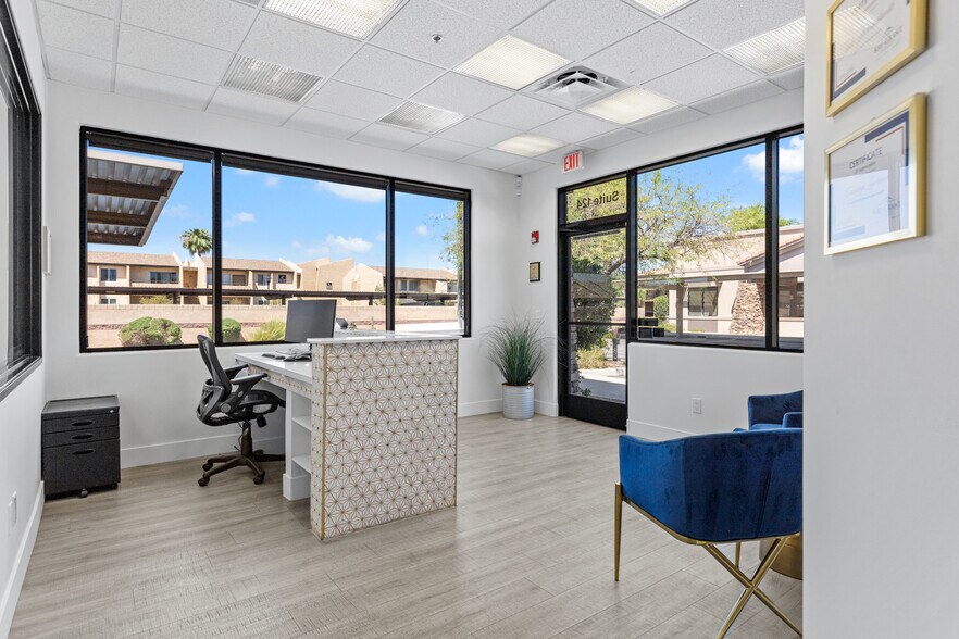 More Photos Of 8111 E Thomas Rd, Scottsdale Medical For Lease