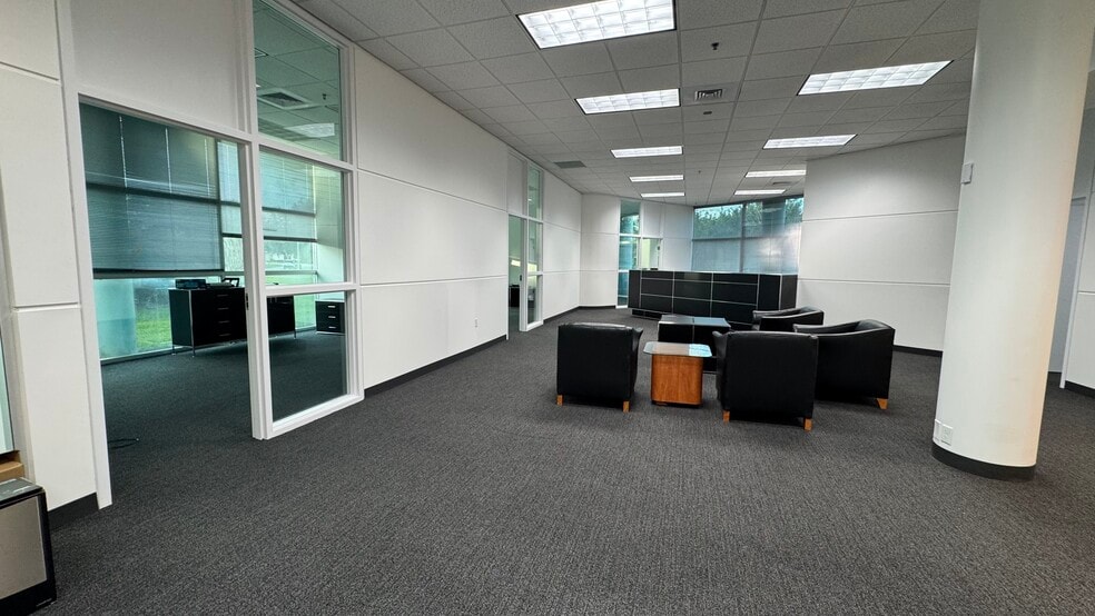 More Photos Of 2227 Welbilt Blvd, New Port Richey Office For Sale