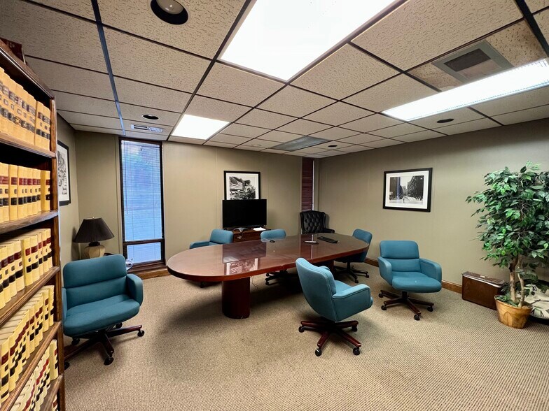 More Photos Of 748 Ann Ave, Kansas City Office For Lease