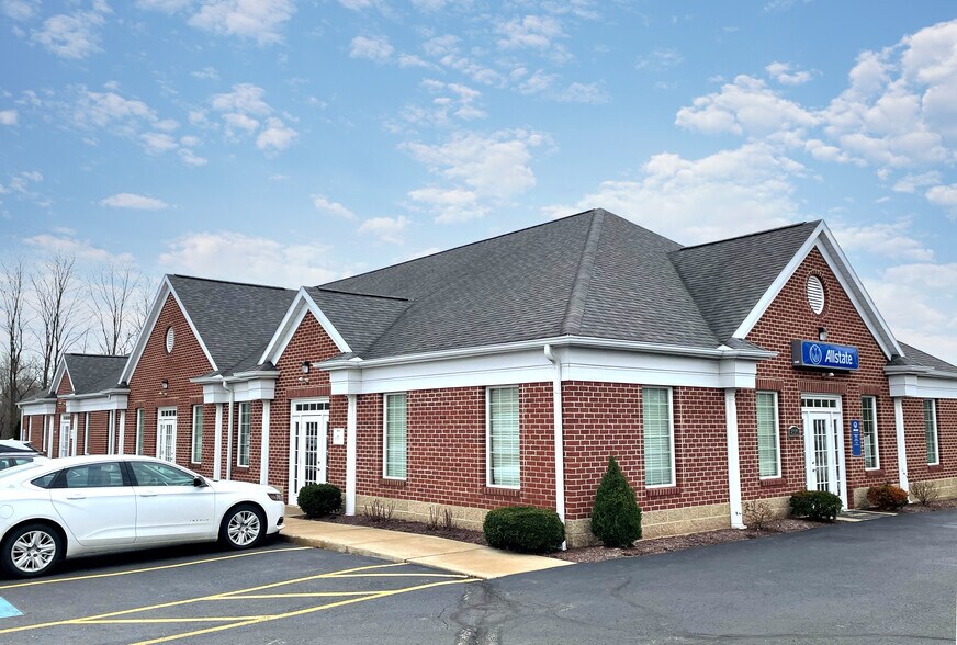 More Photos Of 8312-8340 Cleveland Ave NW, North Canton Medical For Lease
