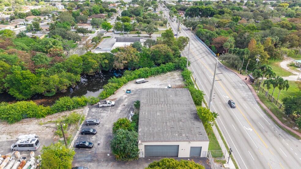 More Photos Of 2511 NW 6th St, Fort Lauderdale Warehouse For Sale