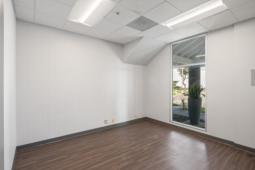 More Photos Of 11804 Wakeman St, Santa Fe Springs Manufacturing For Sale