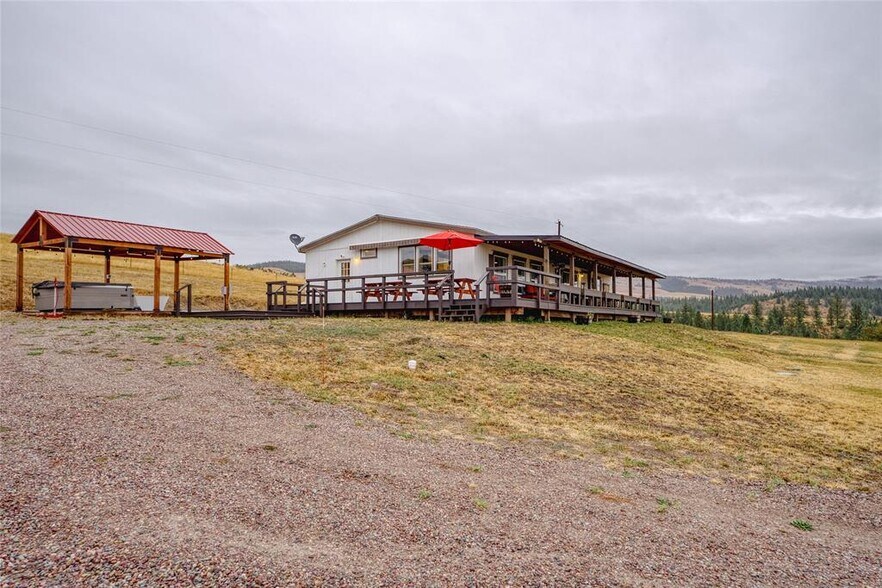 More Photos Of 7000 Browns Meadow Rd, Niarada Multifamily For Sale