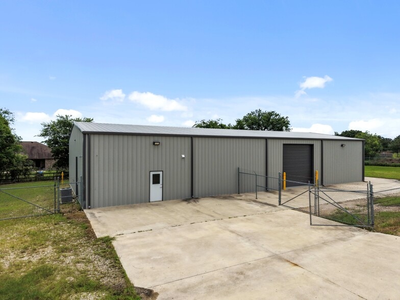 Primary Photo Of 7502 E State Highway 21, Bryan Warehouse For Lease