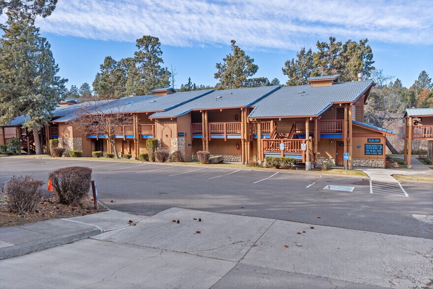 More Photos Of 3105 NE O. B. Riley Rd, Bend Hotel For Sale