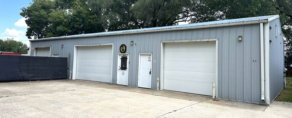 Primary Photo Of 855 Maple St, Lawrence Warehouse For Lease