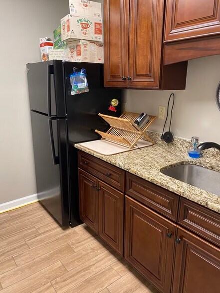 More Photos Of 8385 Cherokee Blvd, Douglasville Medical For Sale