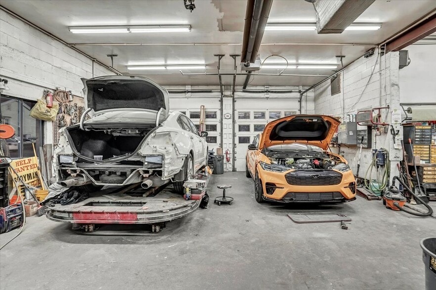 More Photos Of 3 Marlorville Rd, Wappingers Falls Auto Repair For Sale