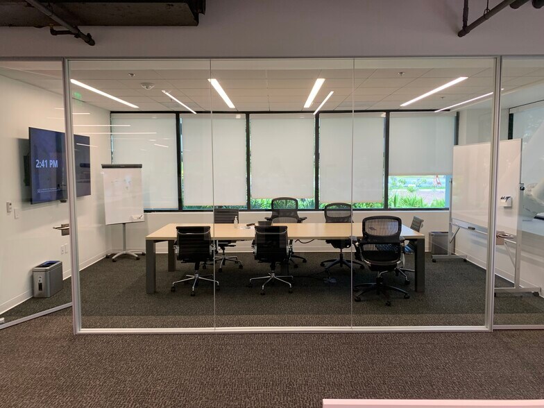 More Photos Of 701 S Hudson Ave, Los Angeles Apartments For Lease