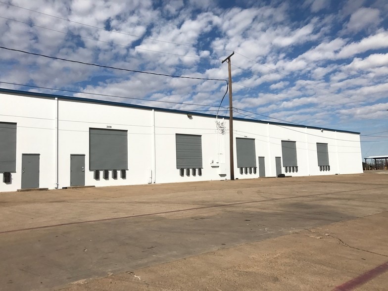 More Photos Of 5029-5047 Martin Luther King Fwy, Fort Worth Unknown For Lease