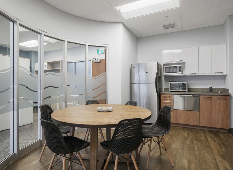 More Photos Of 13737 96 Ave, Surrey Medical For Sale