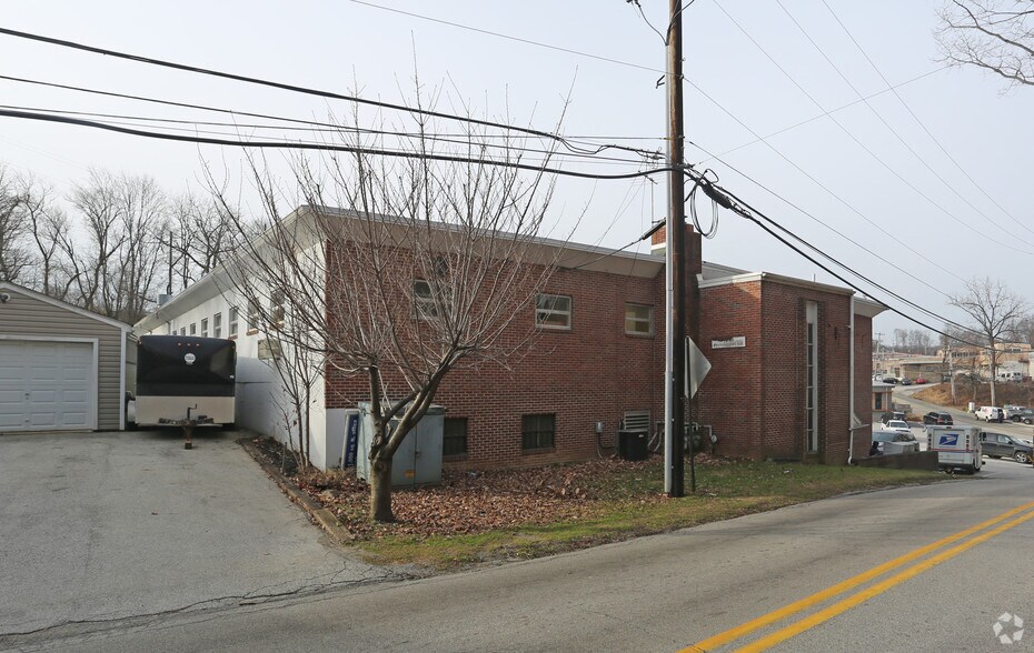 More Photos Of 30-80 Pennsylvania Ave, Malvern Flex For Lease