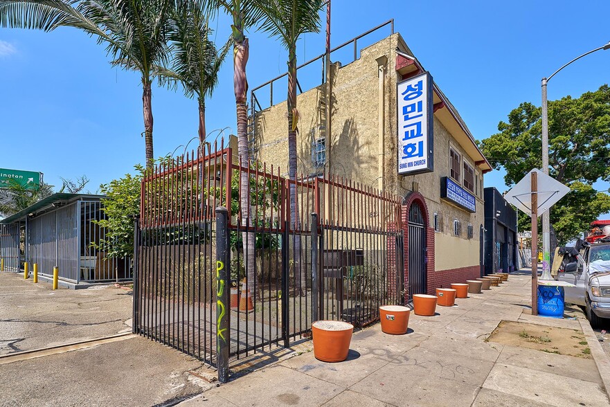 Primary Photo Of 824 Venice Blvd, Los Angeles Religious Facility For Sale