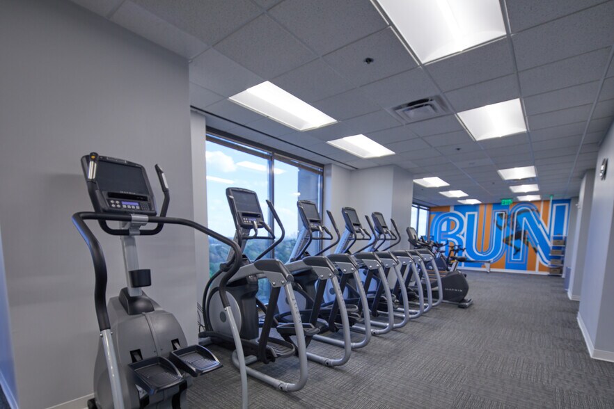 More Photos Of 945 E Paces Ferry Rd NE, Atlanta Office For Lease