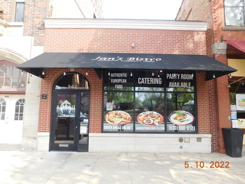 Primary Photo Of 542 Crescent Blvd, Glen Ellyn Restaurant For Sale