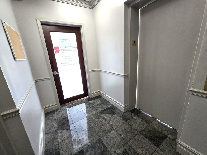 More Photos Of 35-01 30th Ave, Astoria Medical For Lease