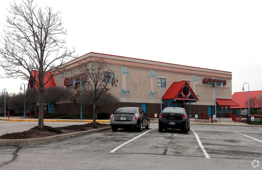 More Photos Of 5341 Elmwood Ave, Indianapolis General Retail For Sale