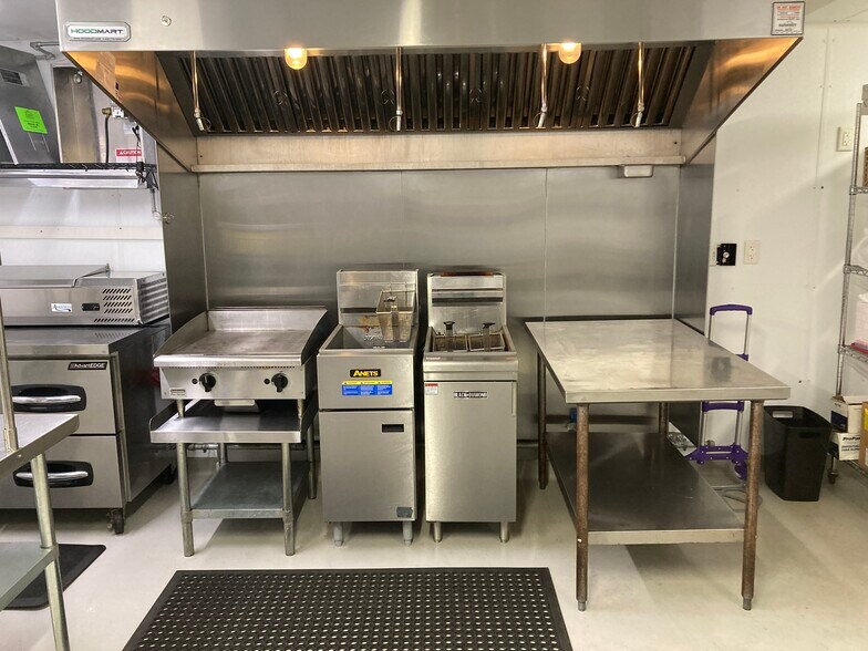 More Photos Of 1401 N Highway 20, Cannon Falls Fast Food For Sale