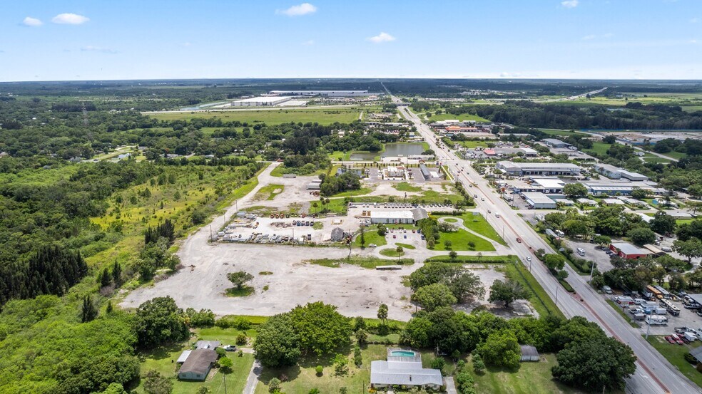 More Photos Of 5501 Orange Ave, Fort Pierce Light Distribution For Sale