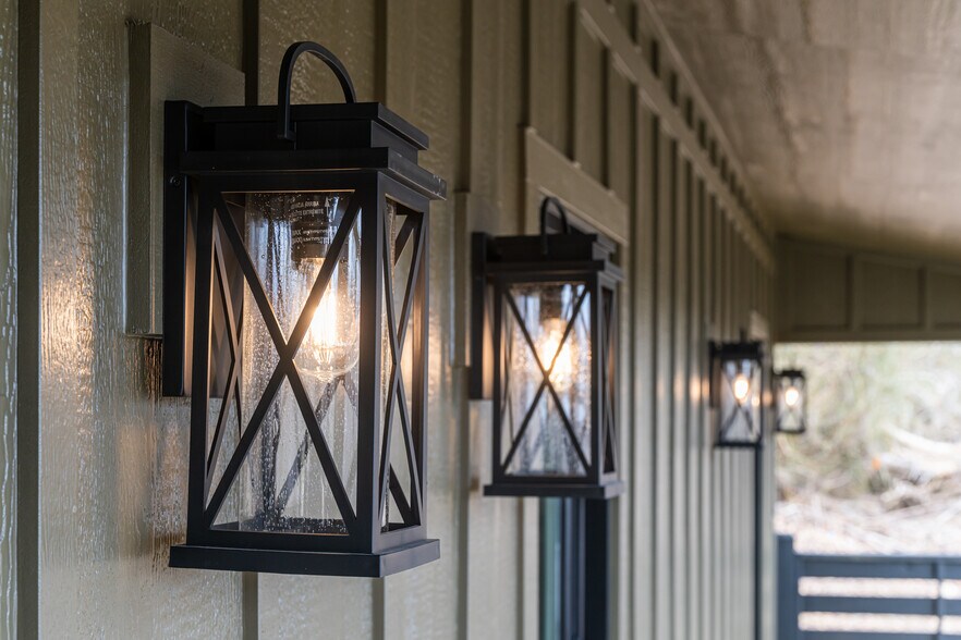 More Photos Of 153 Hackleburg Ln, Hendersonville Multifamily For Sale